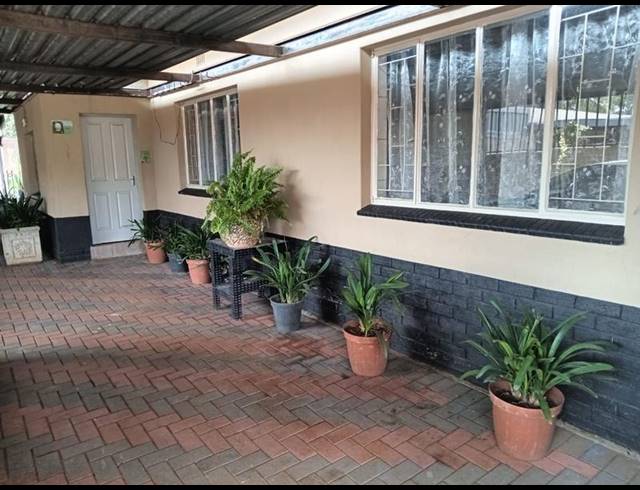 3 BEDROOM HOUSE FOR SALE IN CLAREMONT